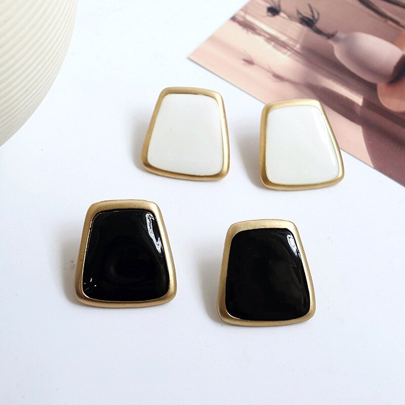 5Colors Black/White Enamel Korean Stud Earrings For Women 2019 Fashion Jewlery Simple Female Earring Oorbellen Aretes De Mujer