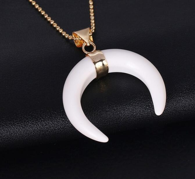 Natural marble
s Crescent Moon Necklaces Pendants Purple Crystal rosy color Quartz White marble
Gold Color Reiki young lady
Jewelry